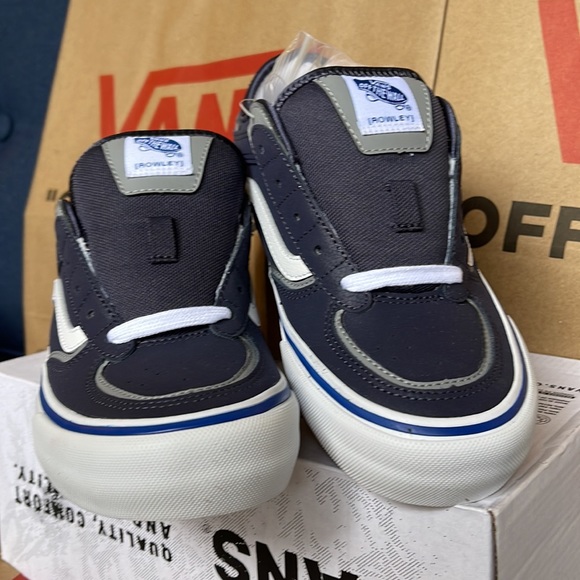 Vans WMNS Rowley Navy/White skate sneakers - Picture 8 of 16